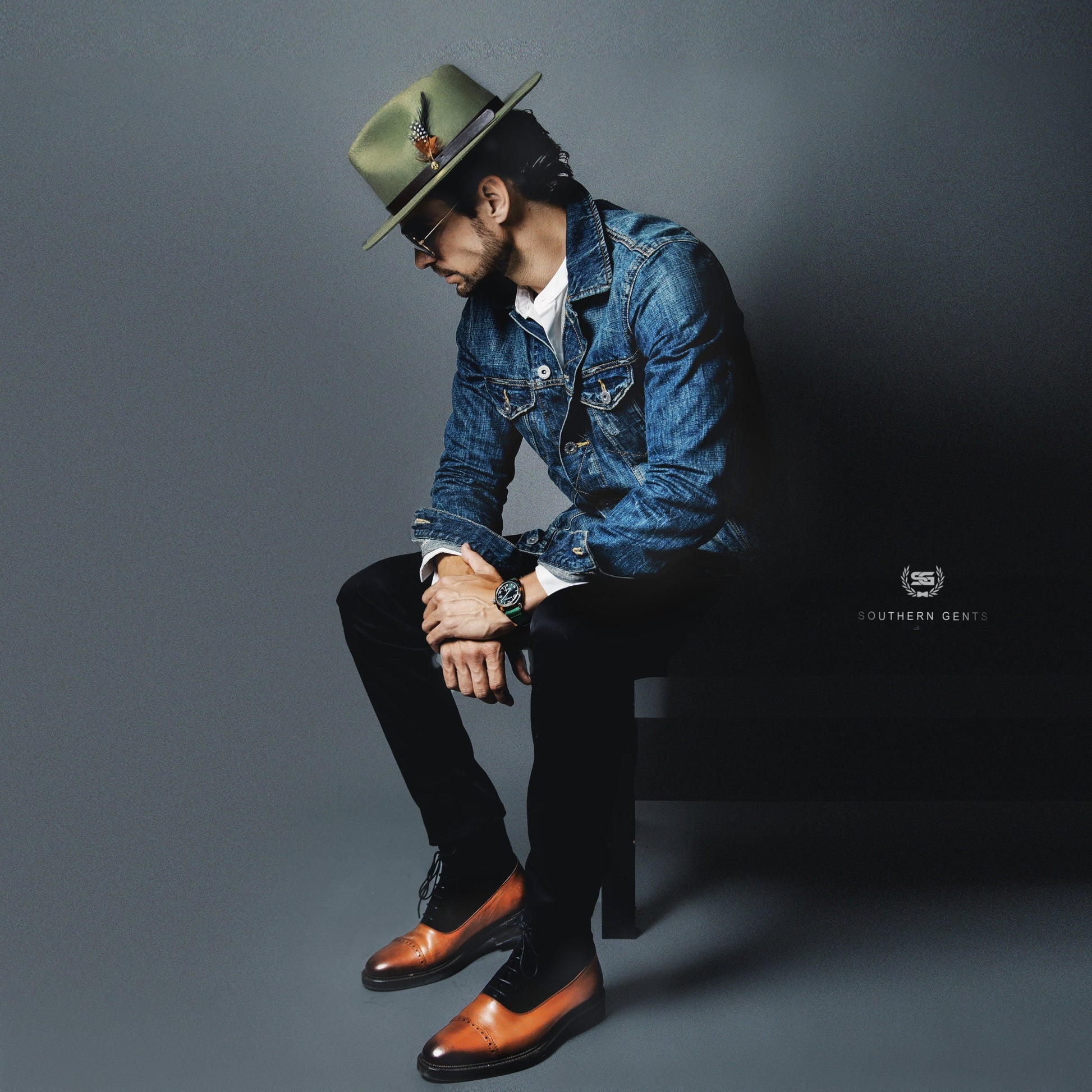 Dapper Men's Felt Fedora Hat Black - Image 16